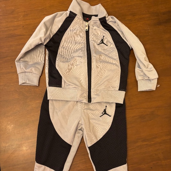 Air Jordan track suit (size 12m) - Picture 1 of 1